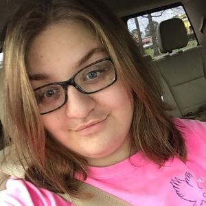 Meet your Posher, Katelyn